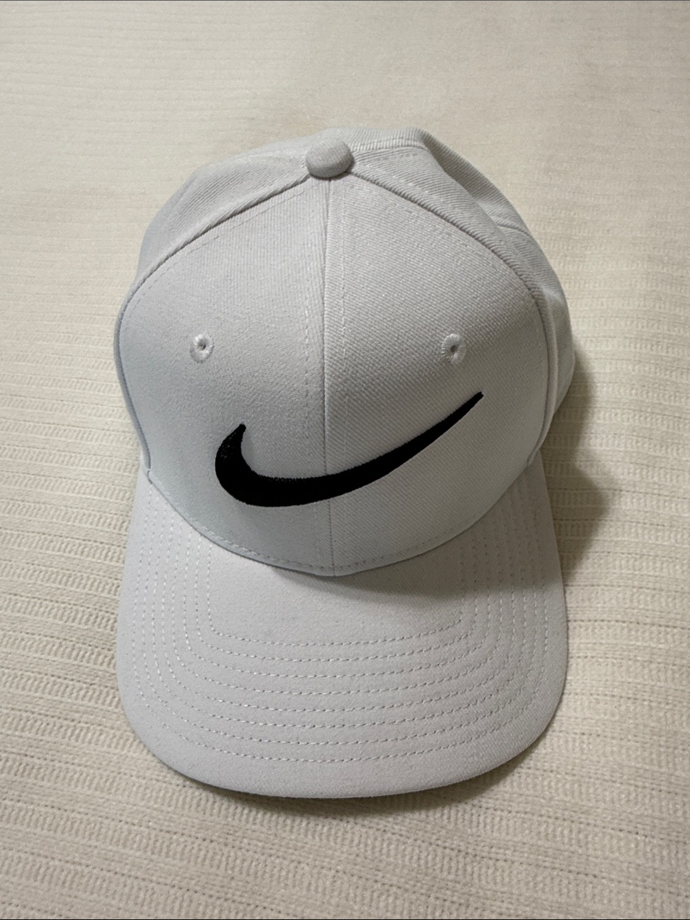 Nike White and Black Swoosh Baseball Cap